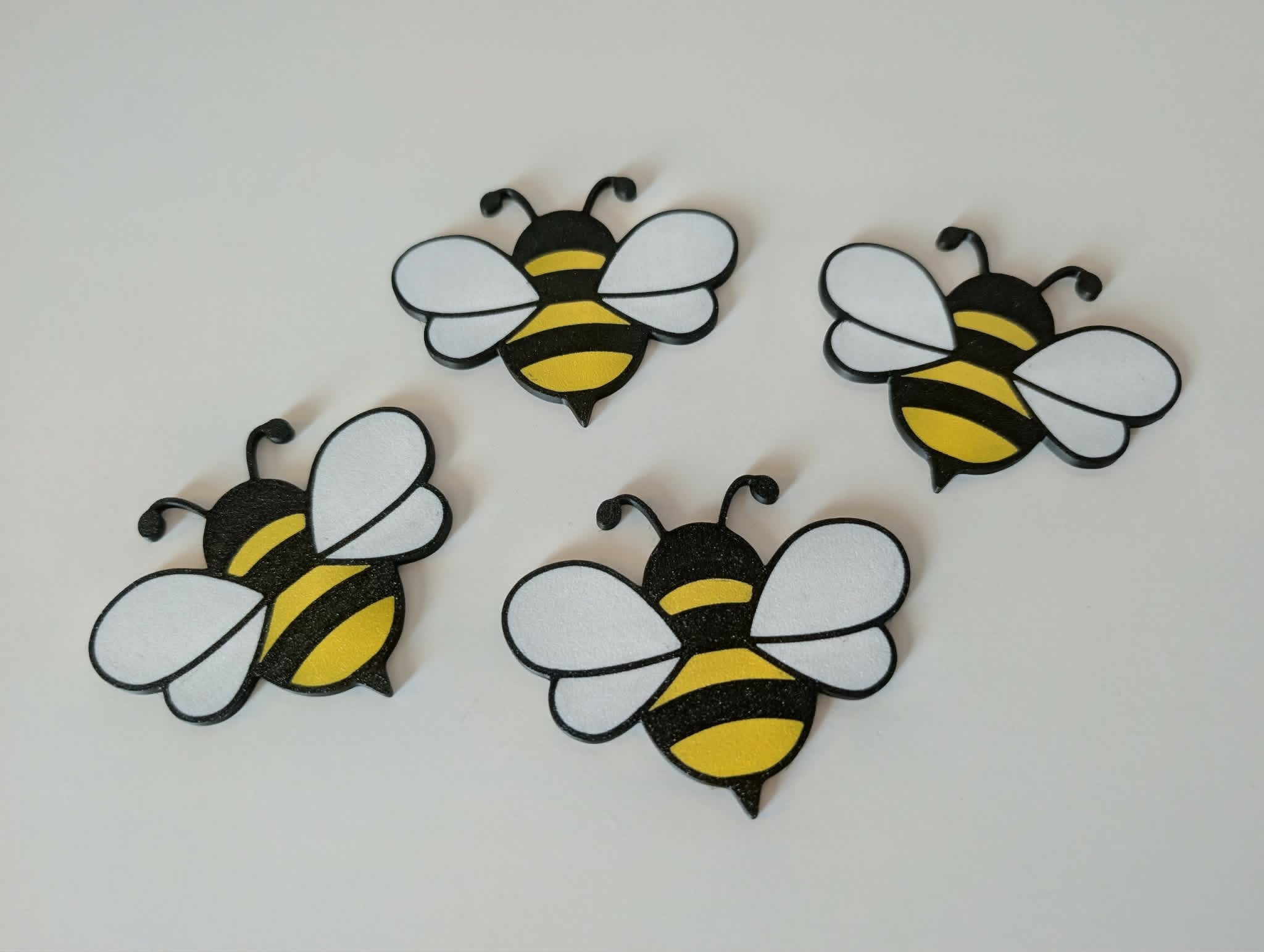 Abeille décorative de 3 pouces